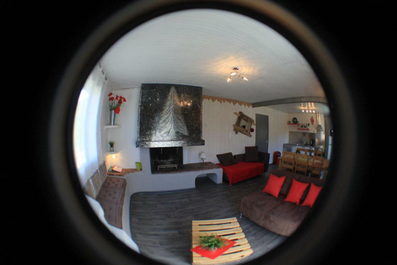 Apartmán Cal Tistu Matemale Exteriér fotografie