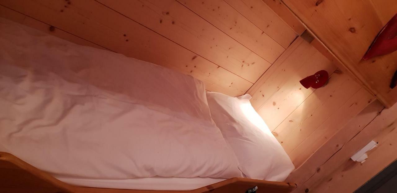 Apartmán Cal Tistu Matemale Exteriér fotografie